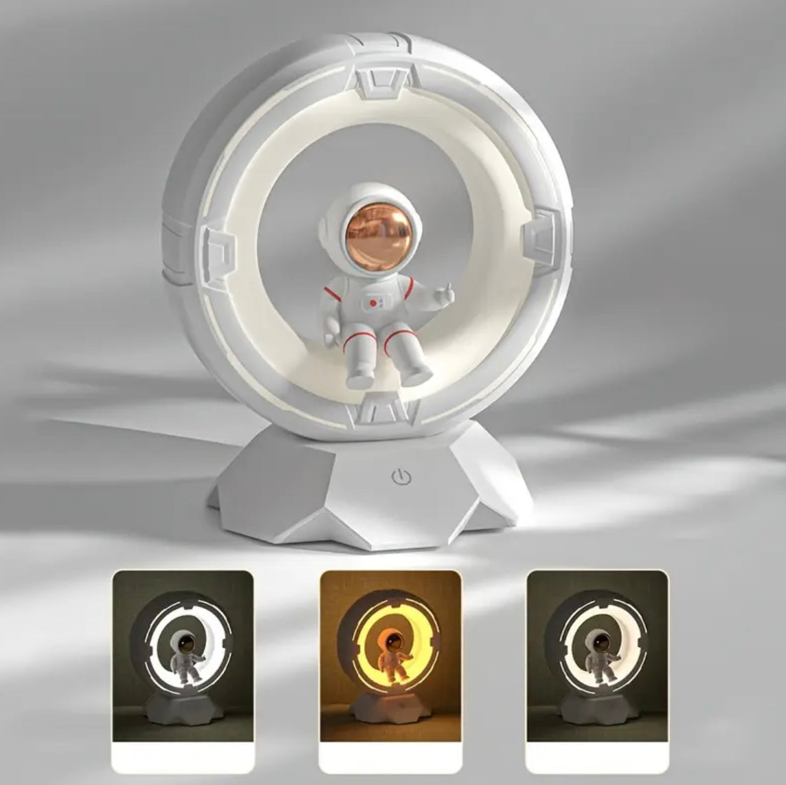 Astronaut lamp
