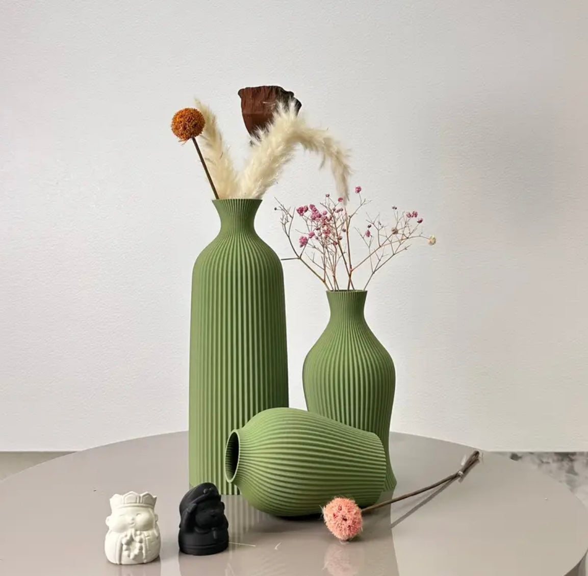Set of vases